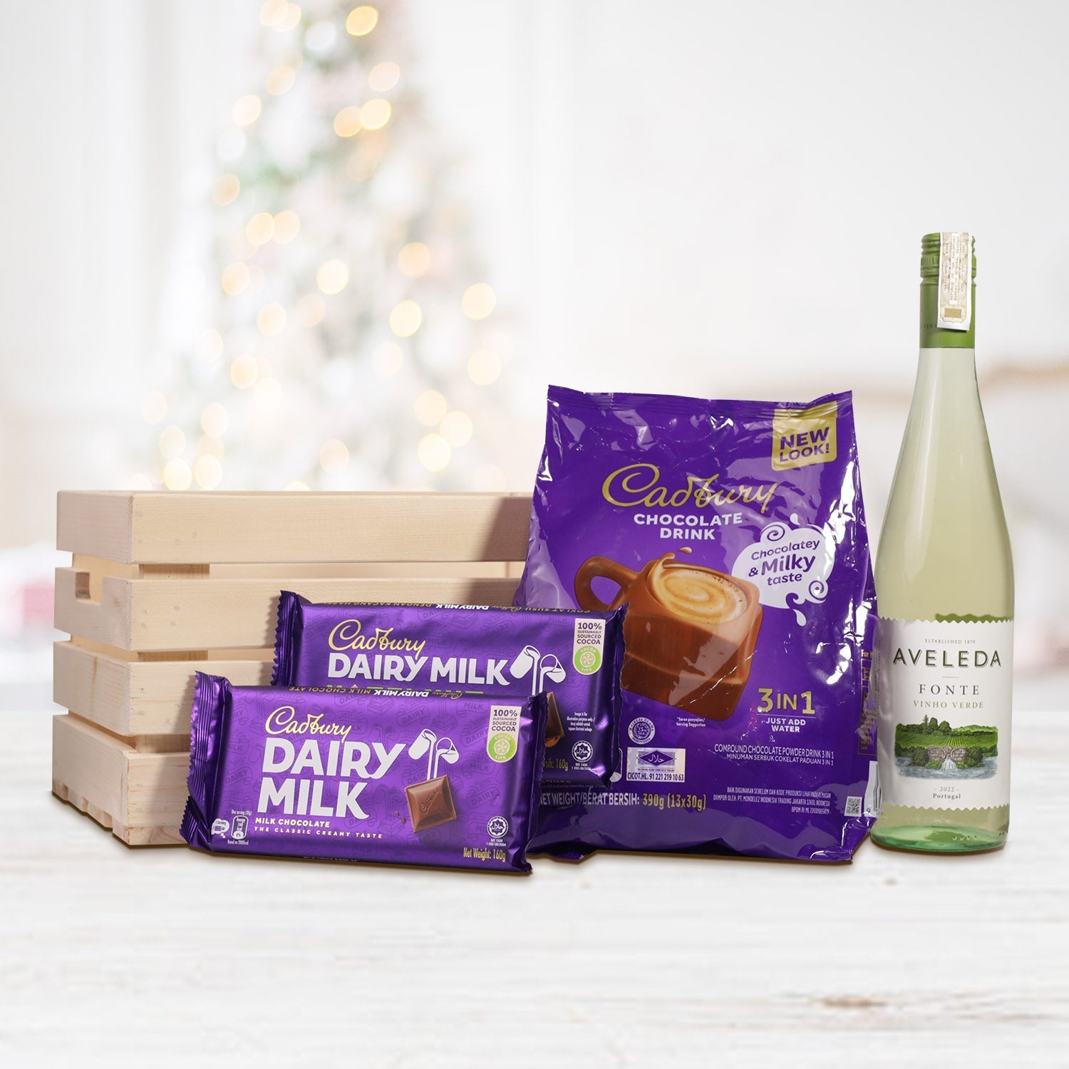 Christmas Basket - Wine & Chocolate (HG46)