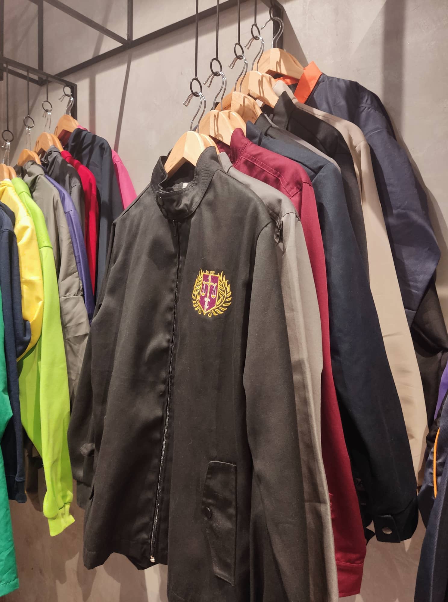 Explore Craft Clothing’s wide-range of jackets on full display!